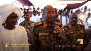 كلمات مؤثرة من رئيس مجلس السيادة في عزاء ضحايا غرق 21 راكبا