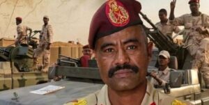 القبة يرفع تمام قواته أمام البرهان ورئيس السيادة يرد بالأحضان